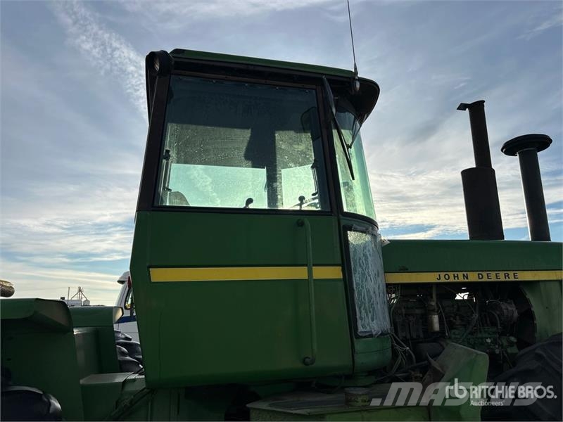 John Deere 8430 ماكينات زراعية - غير ذلك