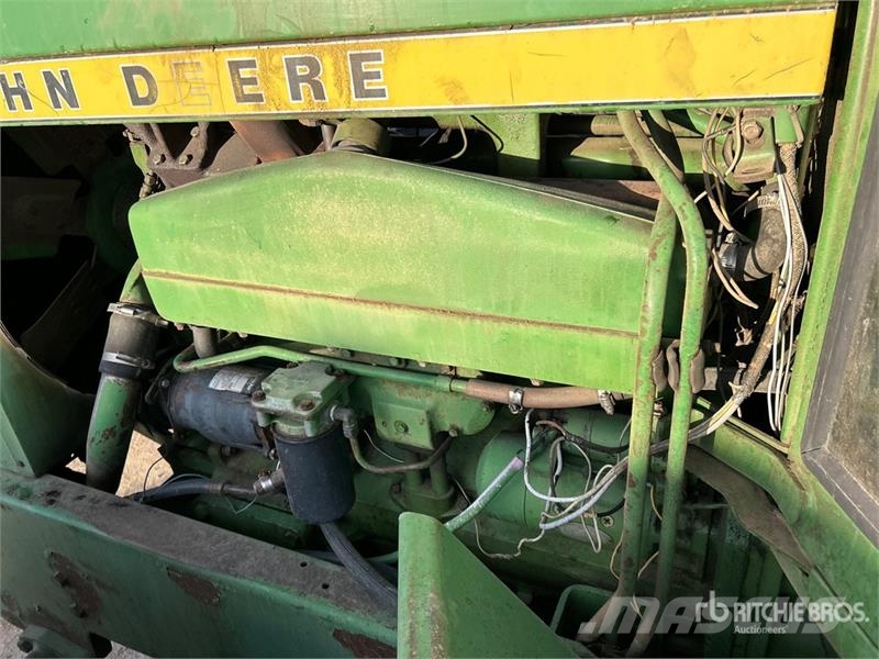 John Deere 8430 ماكينات زراعية - غير ذلك