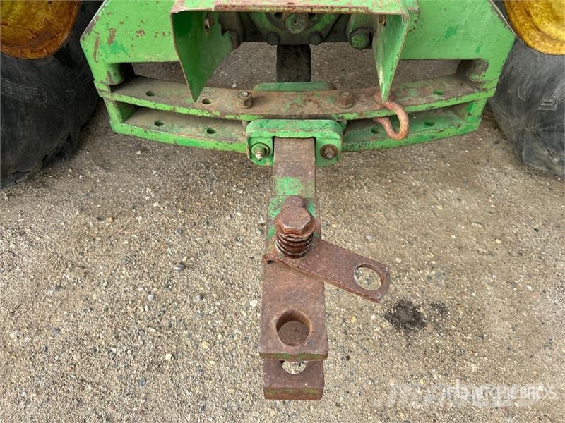 John Deere 8430 ماكينات زراعية - غير ذلك