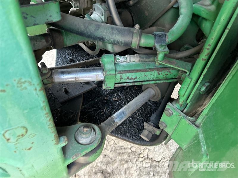 John Deere 8430 ماكينات زراعية - غير ذلك