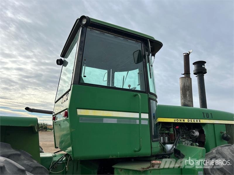 John Deere 8430 ماكينات زراعية - غير ذلك