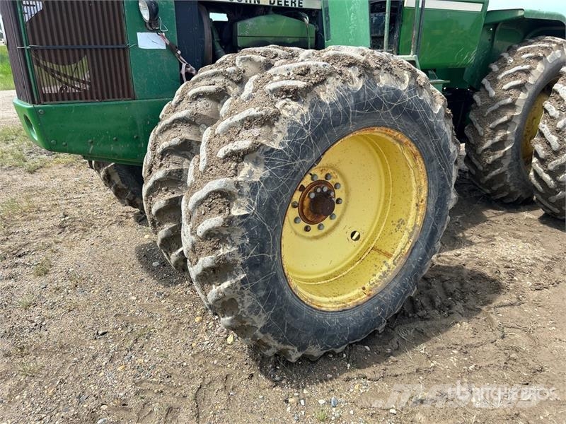 John Deere 8440 Farm machinery