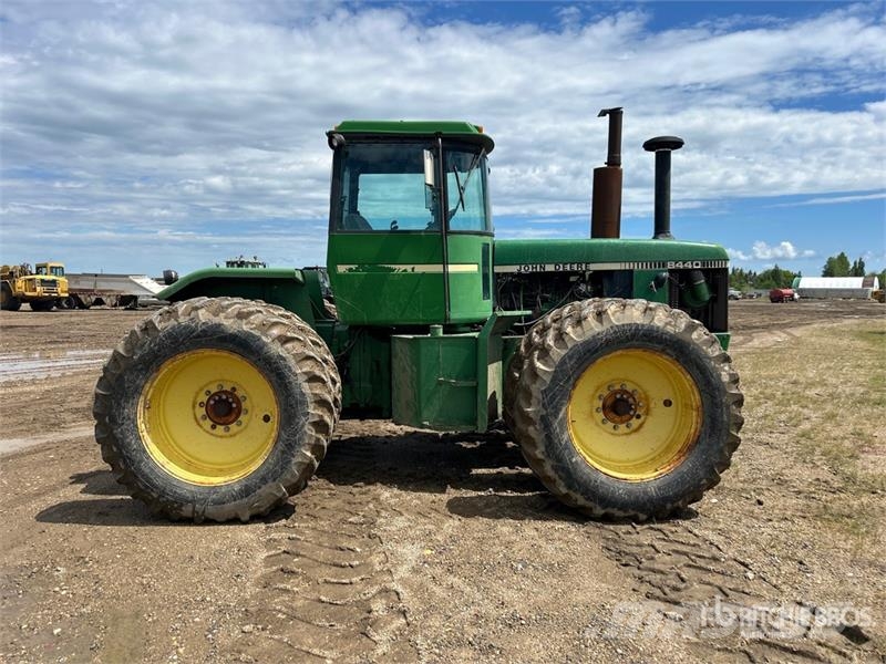 John Deere 8440 Farm machinery