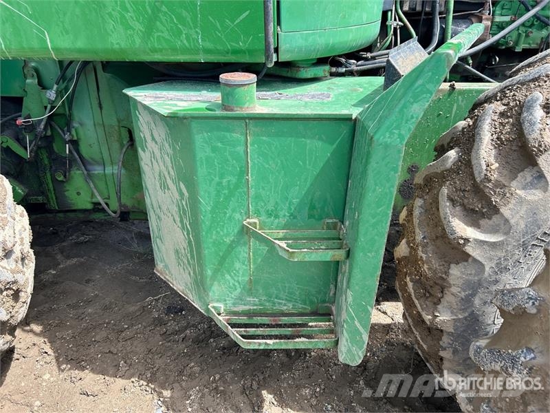 John Deere 8440 Farm machinery