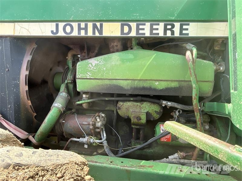 John Deere 8440 Farm machinery