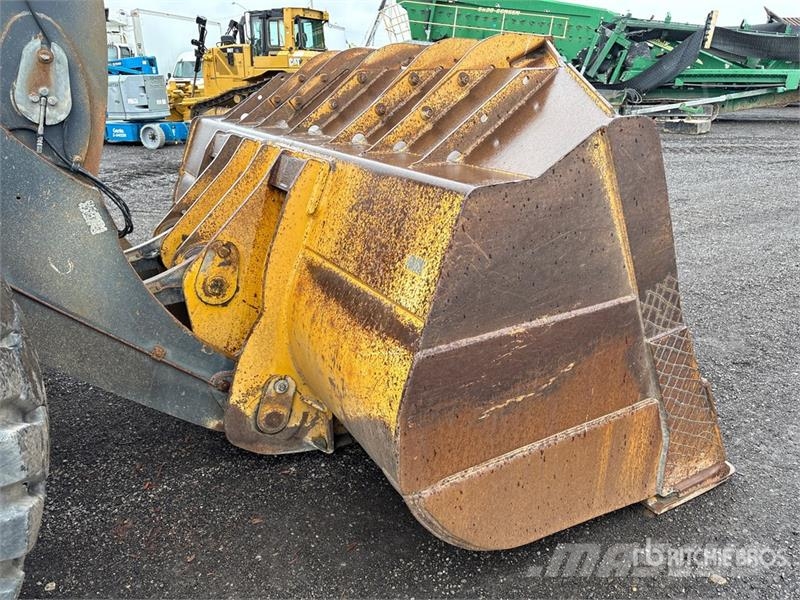 John Deere 844K Wheel Loader (Inoperable) Фронтальні навантажувачі