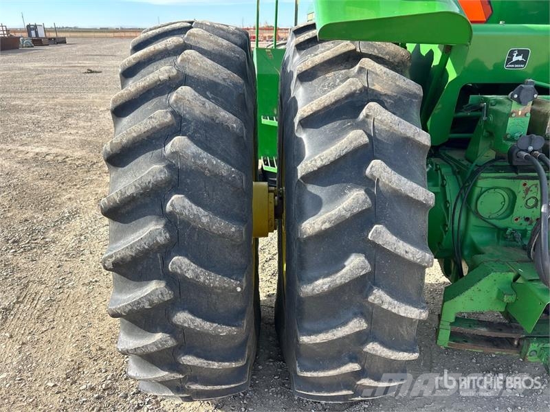 John Deere 8450 ماكينات زراعية - غير ذلك