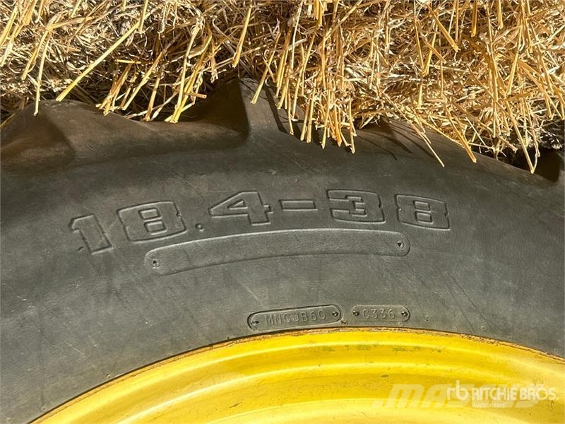 John Deere 8450 ماكينات زراعية - غير ذلك