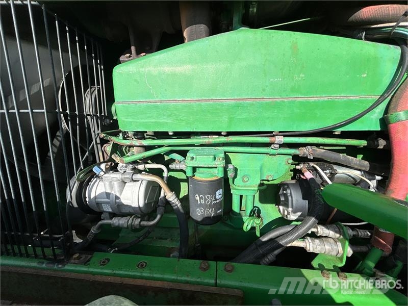 John Deere 8450 ماكينات زراعية - غير ذلك