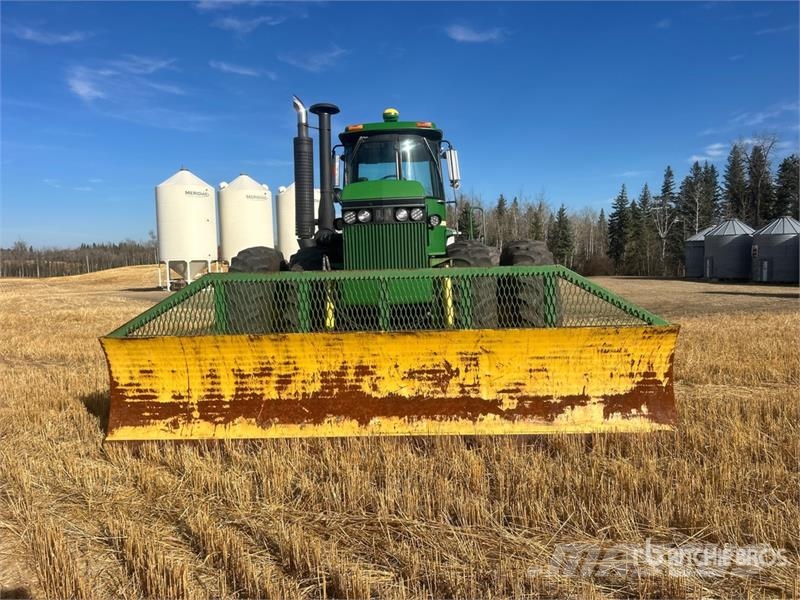 John Deere 8450 ماكينات زراعية - غير ذلك