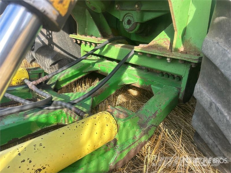 John Deere 8450 ماكينات زراعية - غير ذلك