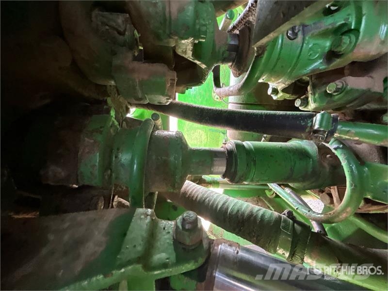 John Deere 8450 ماكينات زراعية - غير ذلك