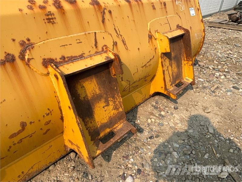 John Deere 85 in Ag Tractor Bucket ملحقات أخرى للجرارات