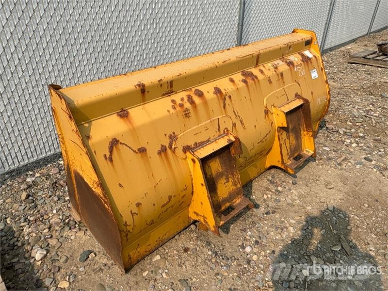 John Deere 85 in Ag Tractor Bucket ملحقات أخرى للجرارات