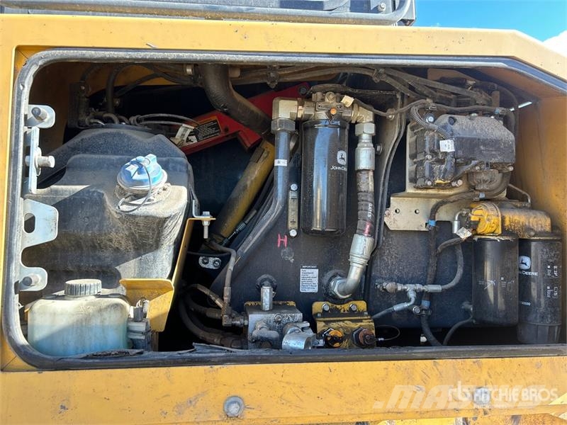 John Deere 850 LGP Crawler Dozer (Inoperable) Buldožerji goseničarji