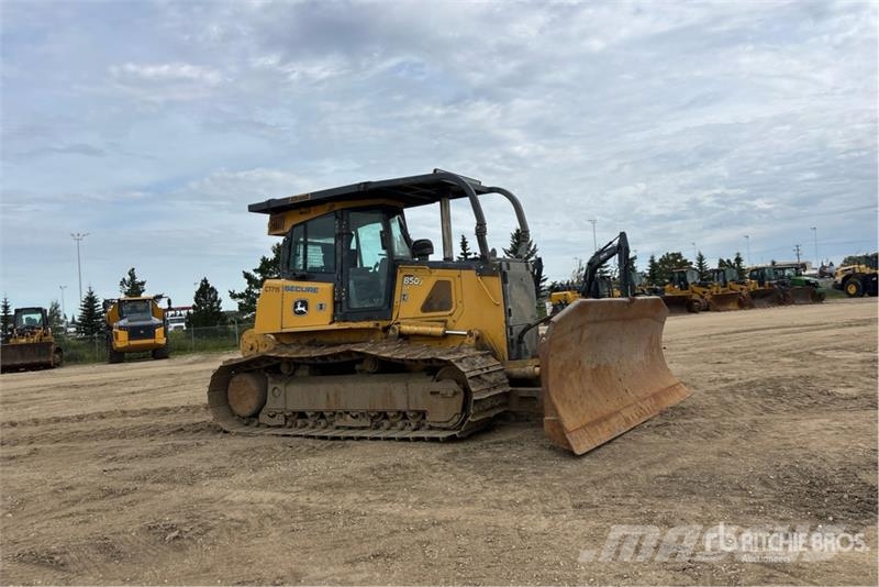 John Deere 850J LGP بلدوزرات مجنزرة