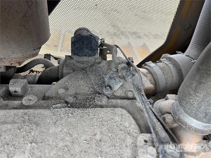John Deere 850J LGP بلدوزرات مجنزرة