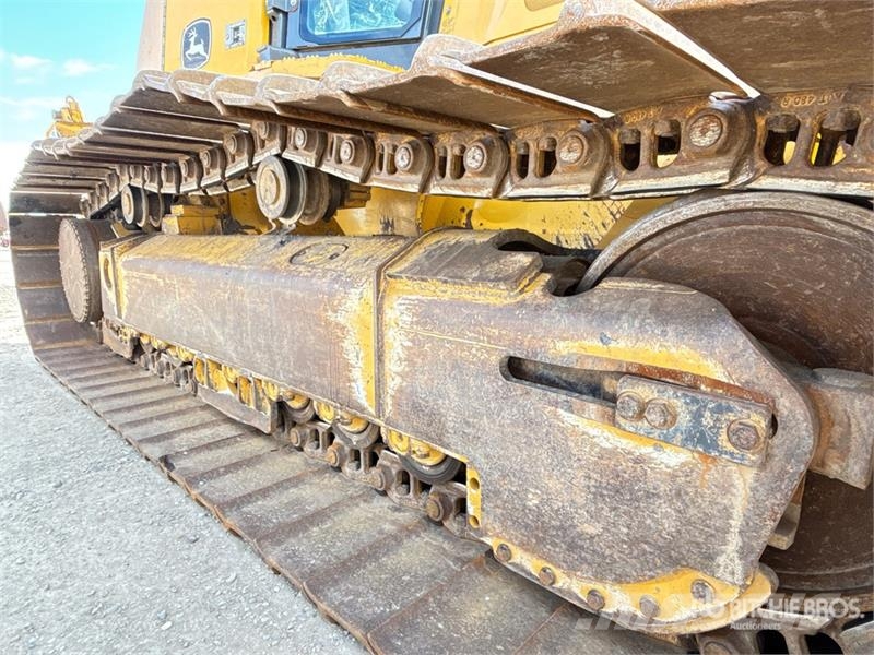 John Deere 850J LGP Buldooserid
