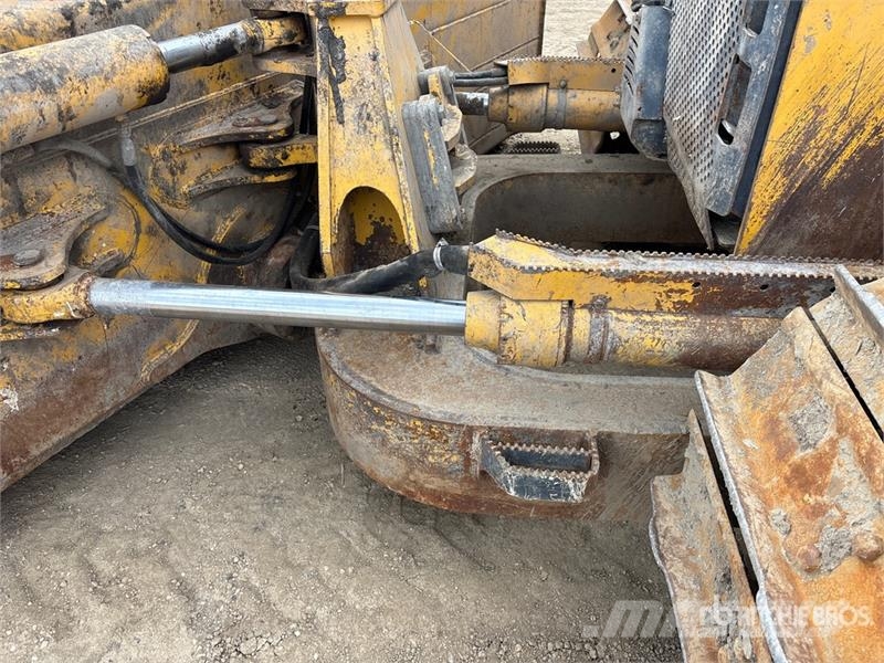John Deere 850J LGP بلدوزرات مجنزرة