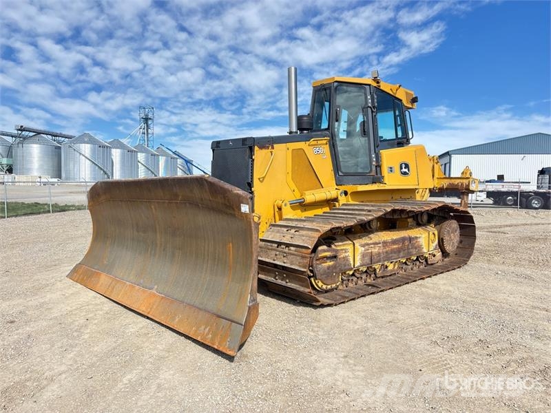 John Deere 850J LGP Buldooserid