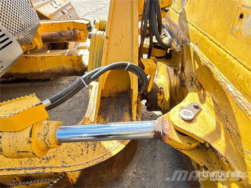 John Deere 850J LGP Buldooserid
