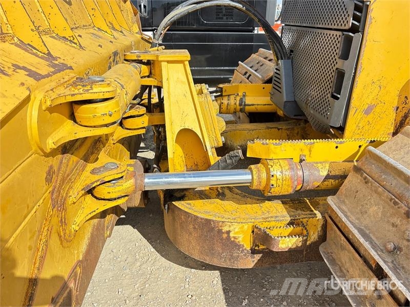 John Deere 850J LGP Buldooserid