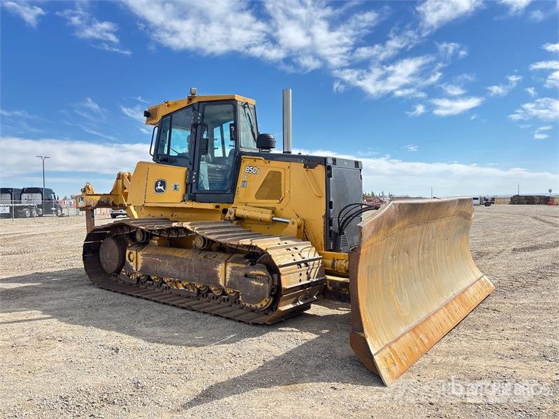 John Deere 850J LGP Buldooserid