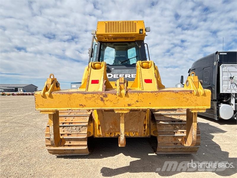 John Deere 850J LGP Buldooserid