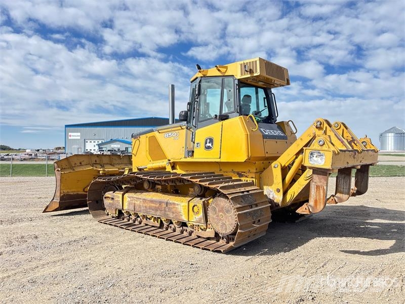 John Deere 850J LGP Buldooserid