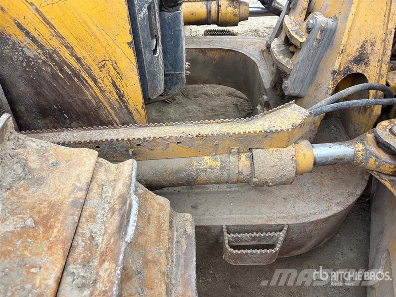 John Deere 850J LGP بلدوزرات مجنزرة