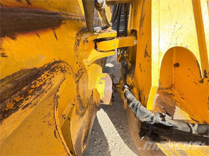 John Deere 850J LGP Buldooserid