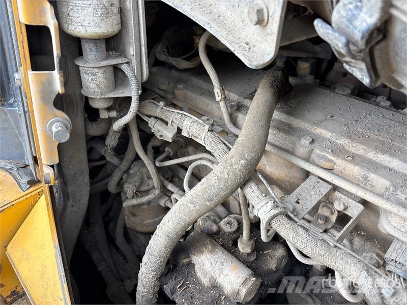 John Deere 850J LGP بلدوزرات مجنزرة