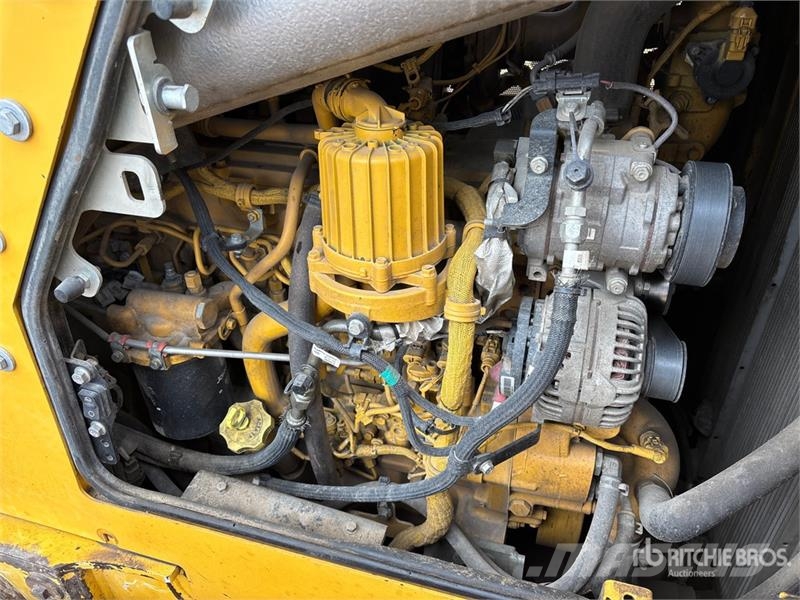John Deere 850L Crawler Dozer Buldožeri guseničari