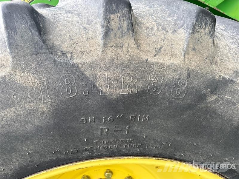 John Deere 8570 Articulated 4WD Tractor Landbruk - Annet