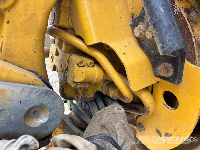 John Deere 872G Grejderi