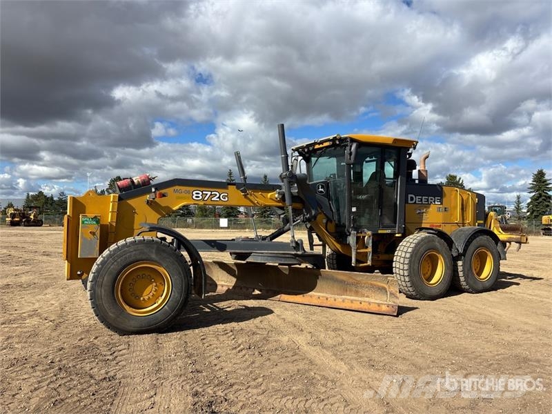 John Deere 872G Grejderi