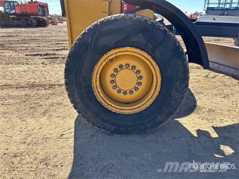 John Deere 872G Greideri