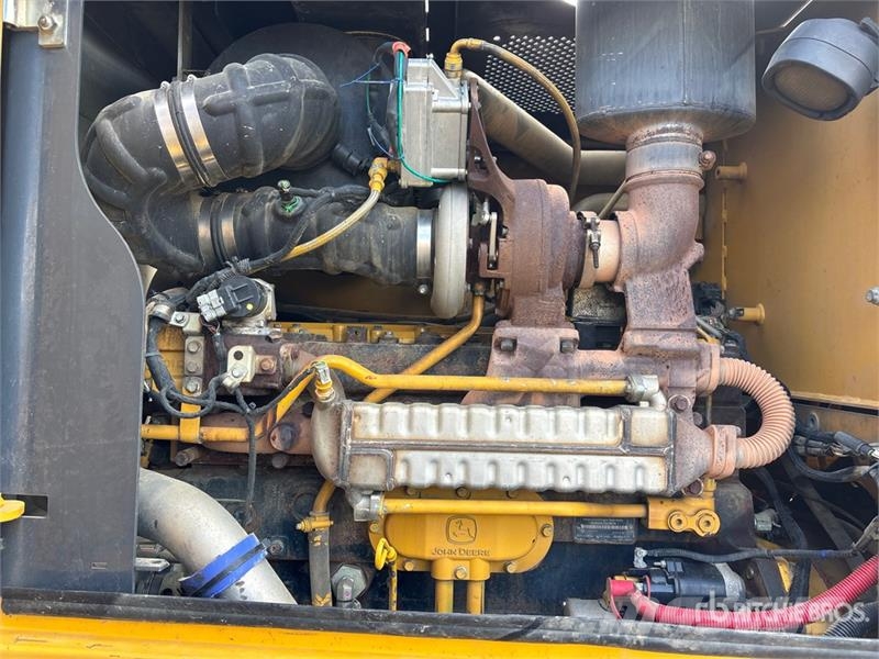John Deere 872G Grejderi