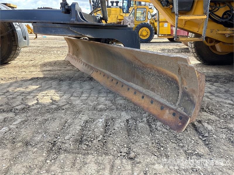 John Deere 872G Grejderi
