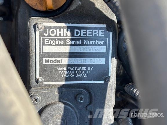 John Deere 8800TC Ride-On Lawn Mower ركوب الحشائش