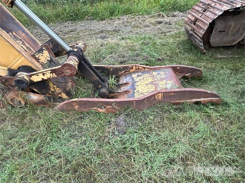 John Deere 892E LC Crawler excavators