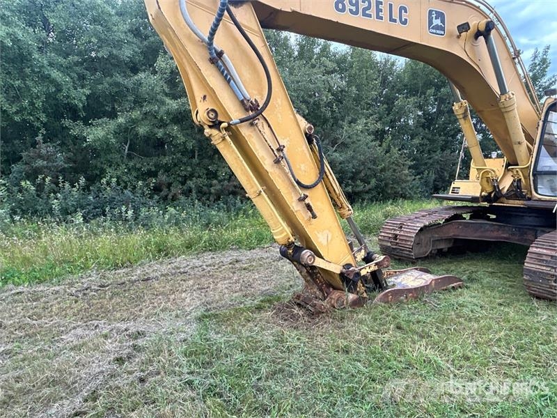 John Deere 892E LC Crawler excavators