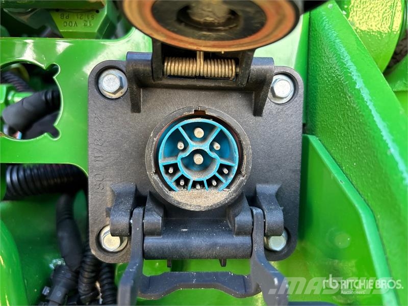 John Deere 8R 340 4WD Tractor Traktorji