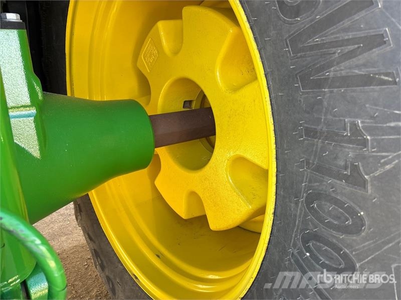 John Deere 8R 340 4WD Tractor Traktorji