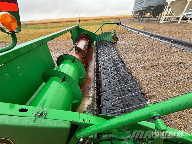 John Deere 914P 14 ft Combine Pickup Header Derliaus nuėmimo kombainų galvos