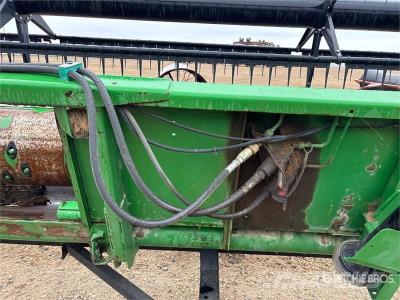 John Deere 925 Rezalne glave za kombajne