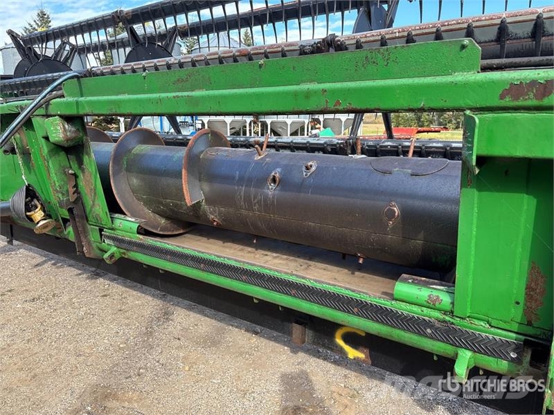 John Deere 925R 25 ft Rigid Combine Header Rezalne glave za kombajne