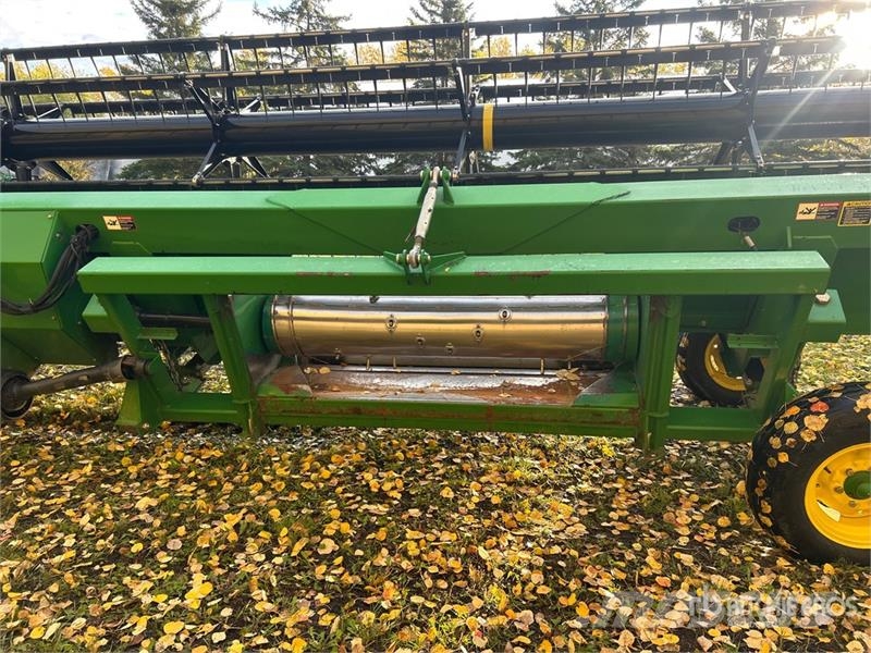 John Deere 930D رؤوس الحصادات الدراسات