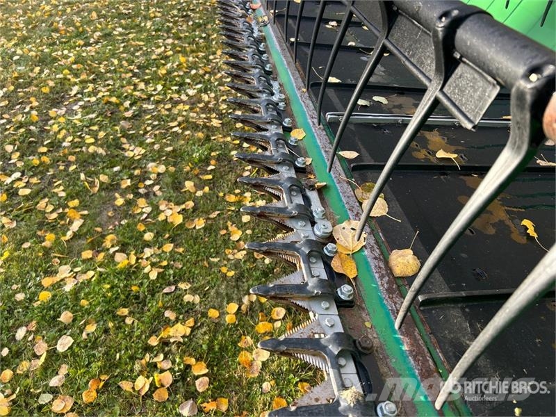 John Deere 930D رؤوس الحصادات الدراسات