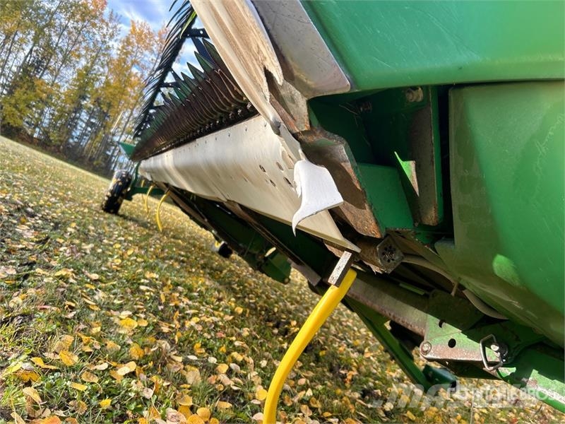 John Deere 930D رؤوس الحصادات الدراسات